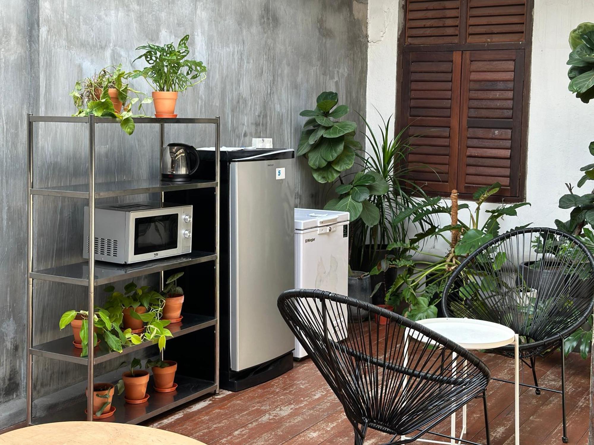 The Frame Guesthouse George Town Exterior photo